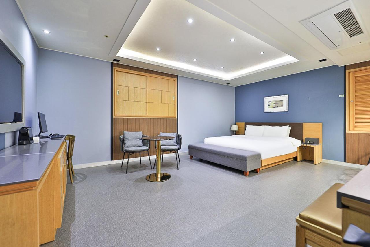 Seomyeon Ib Hotel Puszan Kültér fotó